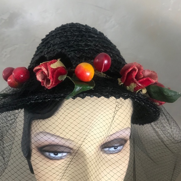 CHARISMATIC 1930s\' BLACK STRAW TOQUE WITH IMITATION CHERRIES, FLOWERS & VEIL main image 13